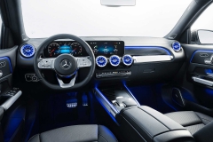 mercedes-benz-glb-23