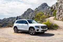mercedes-benz-glb-7