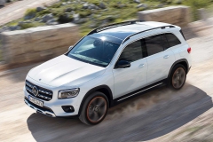 mercedes-benz-glb-8
