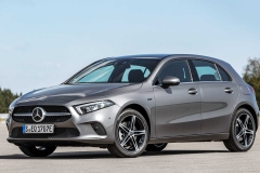 mercedes-benz-a-250e-und-b-250e-2019-6