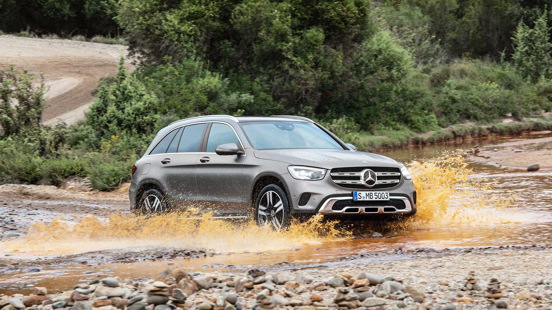 mercedes-benz-glc-2019 (4)