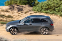 mercedes-benz-glc-2019 (15)