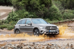 mercedes-benz-glc-2019 (4)