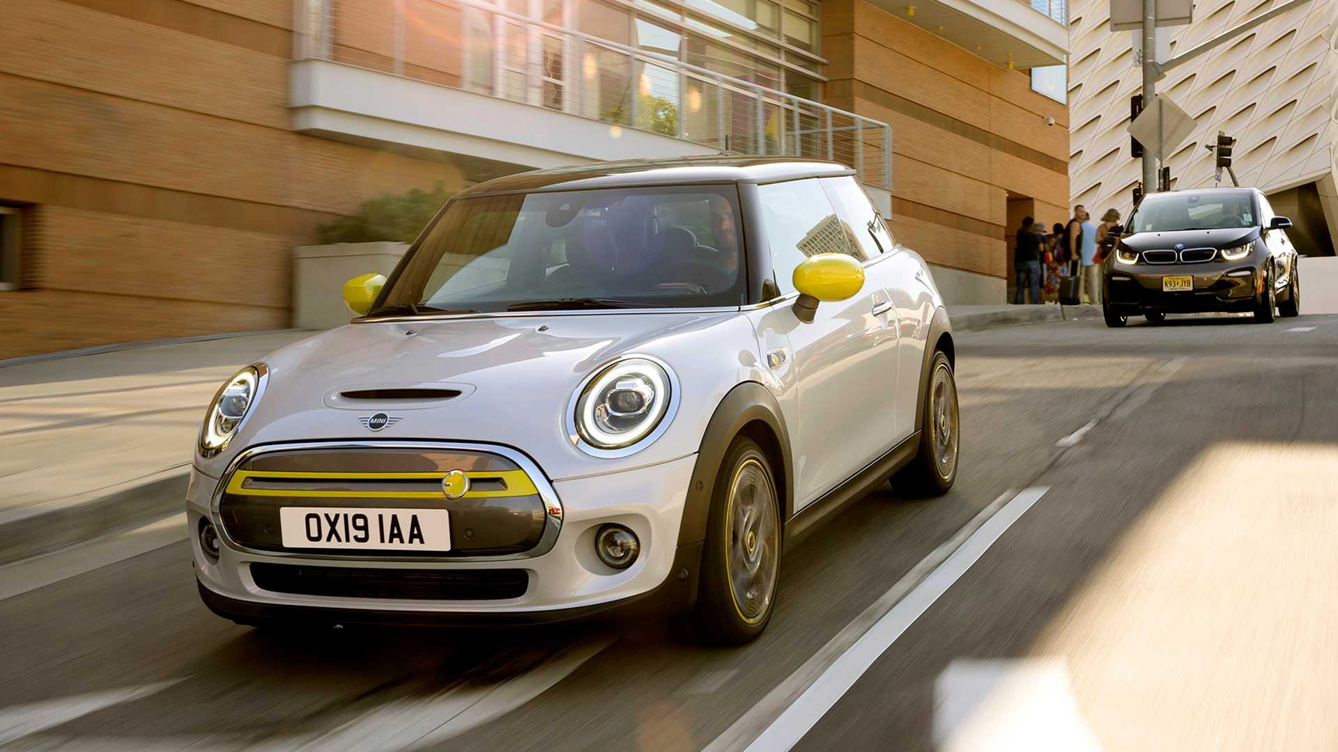 mini-cooper-se-2019-1