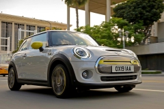 mini-cooper-se-2019-10