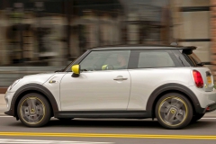 mini-cooper-se-2019-13