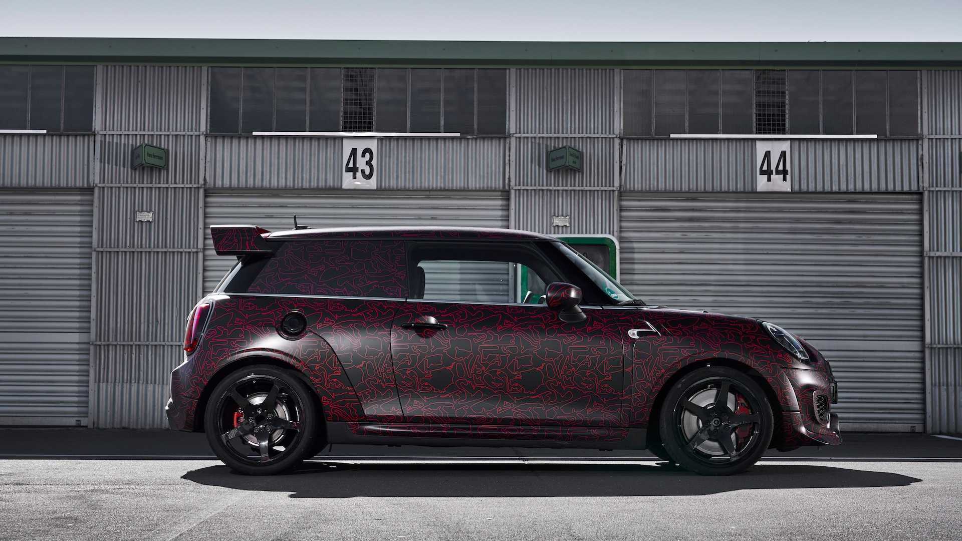 2020-mini-john-cooper-works-gp-prototype-12