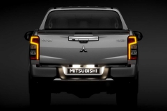 2019-mitsubishi-l200-triton (14)