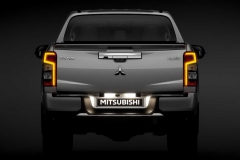 2019-mitsubishi-l200-triton (14)