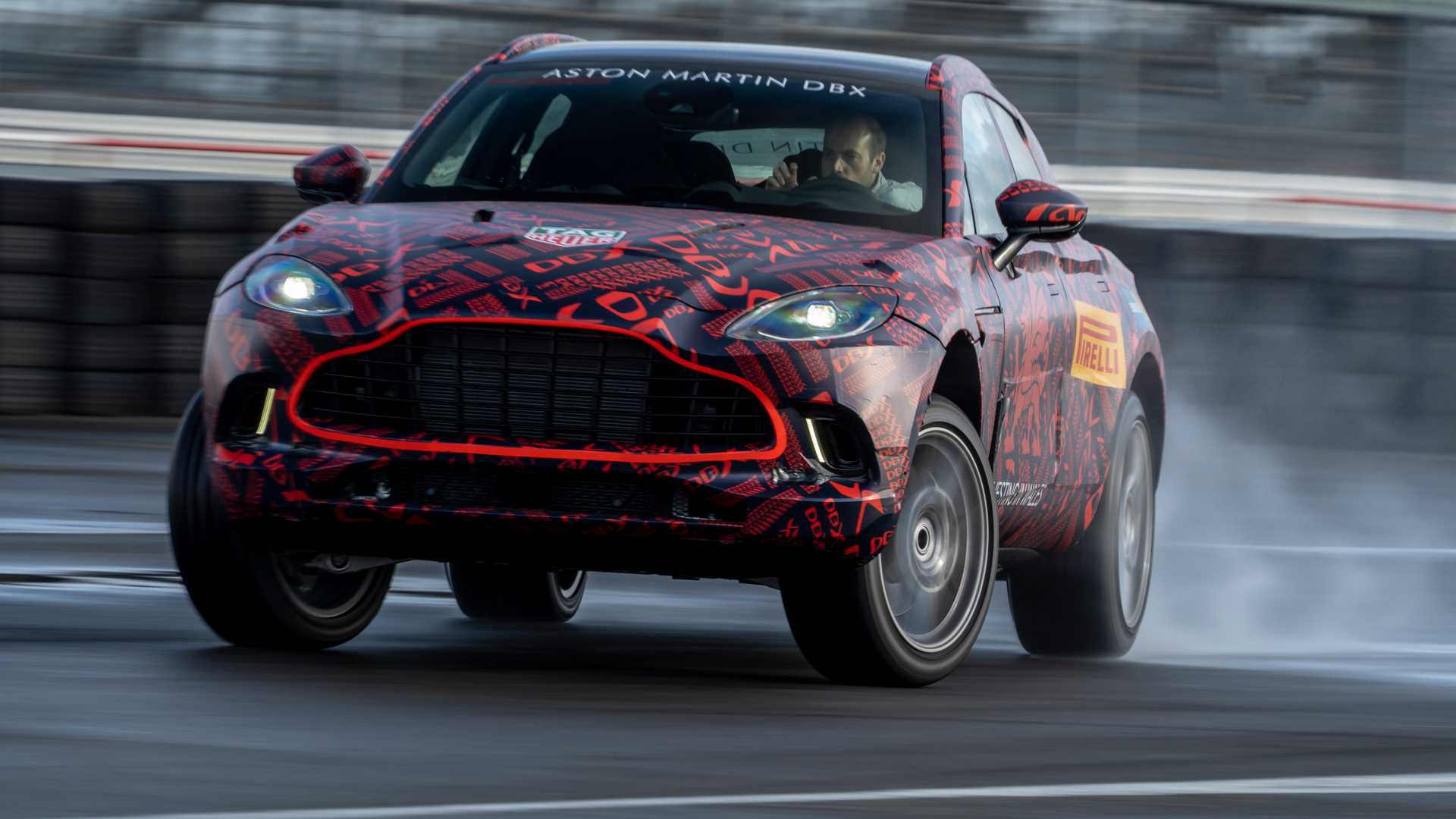 aston-martin-dbx-2
