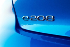 2019-peugeot-e208 (4)