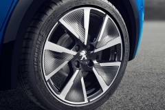 peugeot-e208-2019 (16)