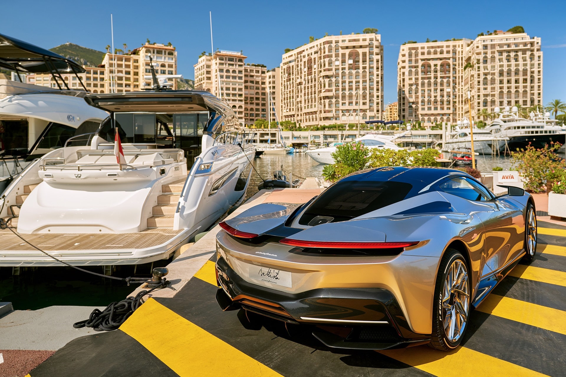 Princess-Yacht-and-Pininfarina-Battista
