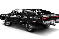 dom-s-dodge-charger-lego-technic-2