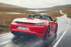 2019-porsche-718-boxster-t-rear