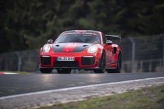 911 GT2 RS MR pune presiune pe ‘Ring 