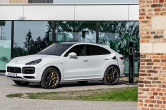 2020-porsche-cayenne-turbo-s-e-hybrid-coupe-turbo-s-e-hybrid-and-coupe-e-hybrid-4