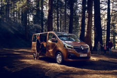 21224931_2019_-_New_Renault_TRAFIC