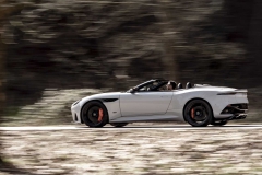aston-martin-dbs-superleggera-volante-4