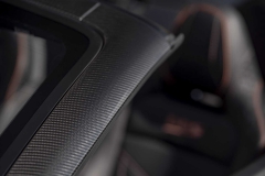 aston-martin-dbs-superleggera-volante-9