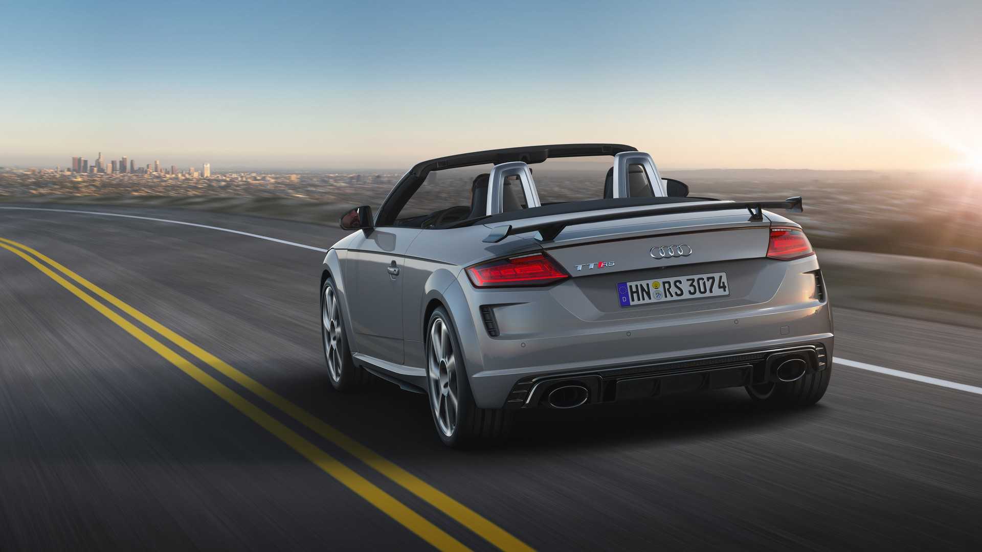 2019-audi-tt-rs-roadster (3)