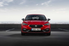 2020-seat-leon-2