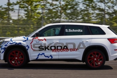 2019-skoda-kodiaq-rs-teaser (14)