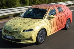 2020-skoda-octavia-teaser-5