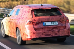 2020-skoda-octavia-teaser