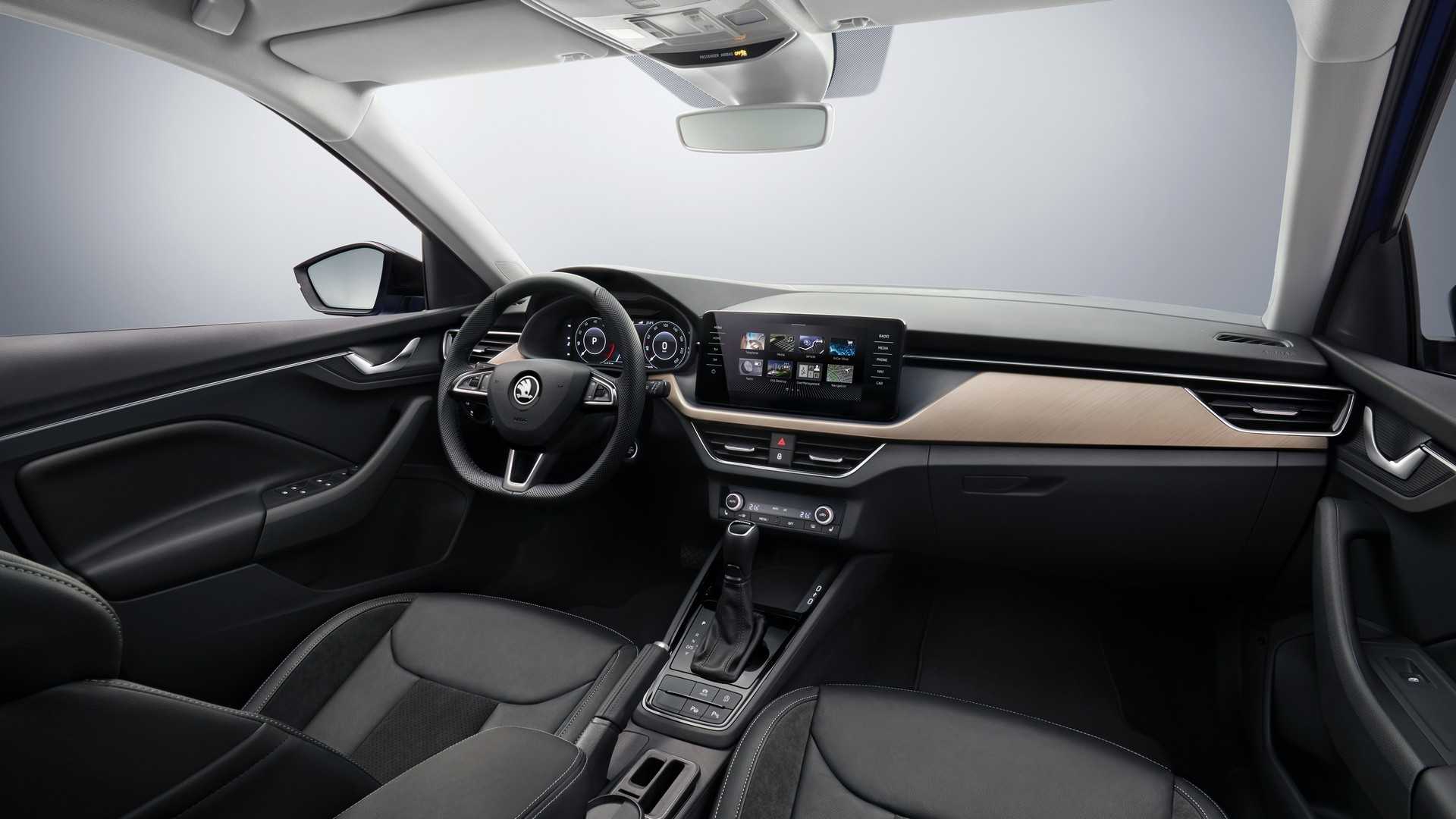 2019-skoda-scala (17)