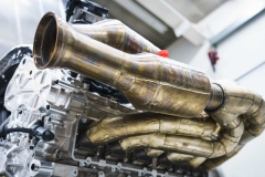 aston-martin-valkyrie-s-cosworth-v12-engine (3)