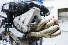 aston-martin-valkyrie-s-cosworth-v12-engine (4)