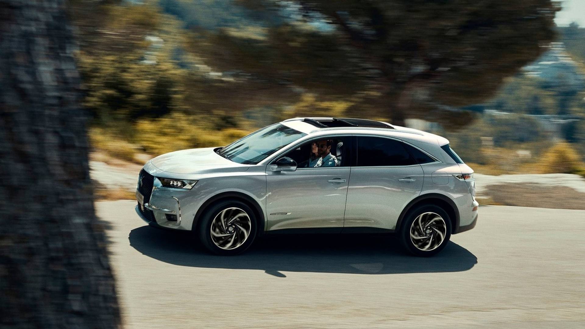 ds-7-crossback-e-tense (3)