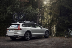 new-volvo-v60-cross-country (21)
