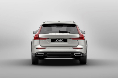 new-volvo-v60-cross-country (3)