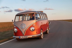 VW-e-Bulli-2