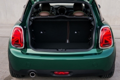 P90331421_highRes_mini-cooper-60-years
