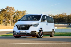 hyundai-imax-n-drift-bus-1