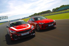 kia-stinger-gt420-8