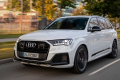 audi-q7-60-tfsi-e-2019