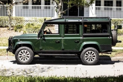 custom-land-rover-defender-with-ls3-engine-5