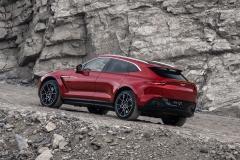 Aston_Martin_DBX14-jpg