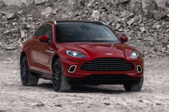 aston-martin-dbx-3