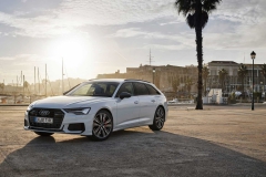audi-a6-avant-tfsie-quattro-2020-1