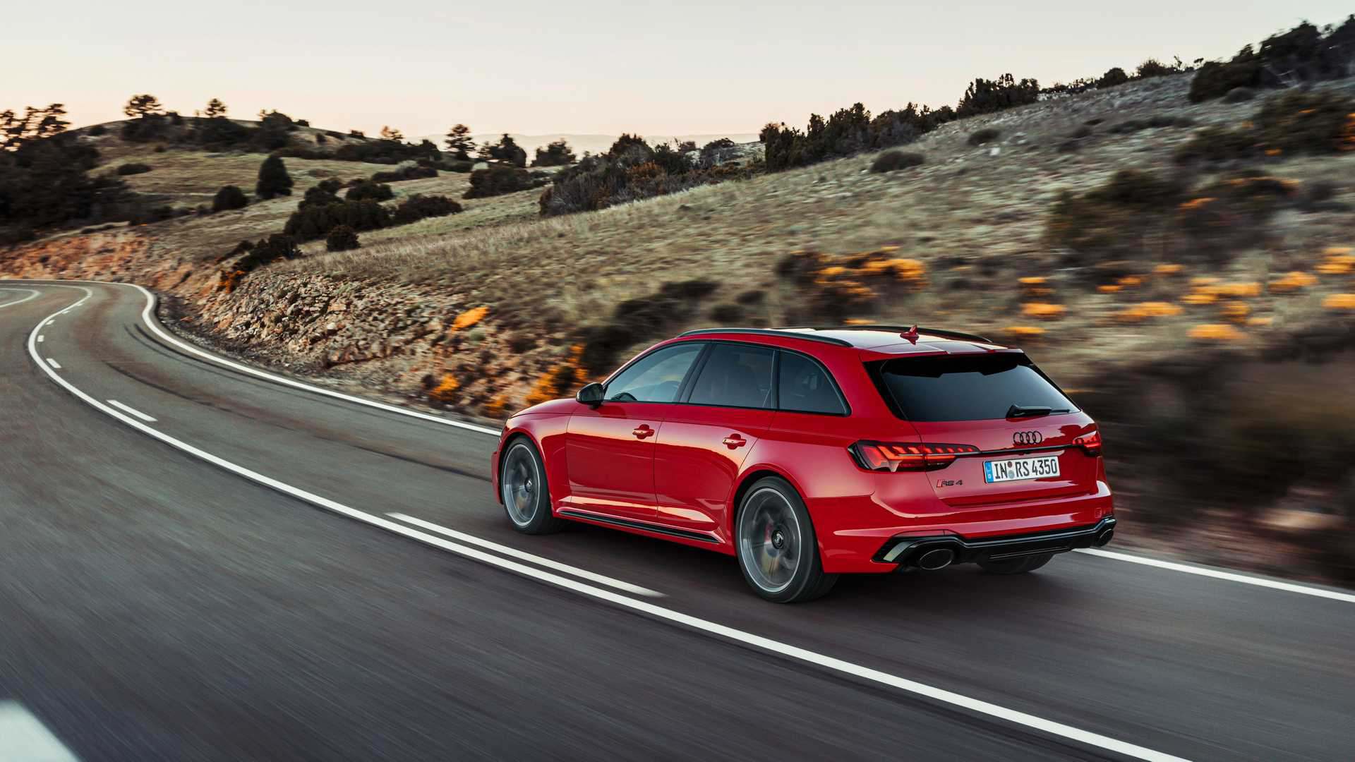 audi-rs-4-avant-2020-10
