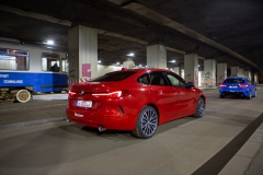 P90386494_highRes_nightdriving-in-buch