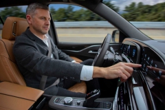2021-cadillac-escalade-4