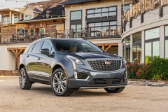 2020-cadillac-xt5-2