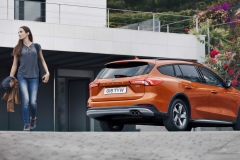 ford-focus-active-wagon (4)