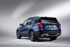 2019FordExplorer_1